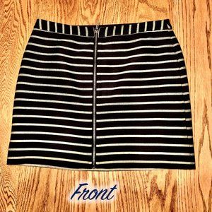 "The Limited" front zip skirt, navy blue, 10, NWT